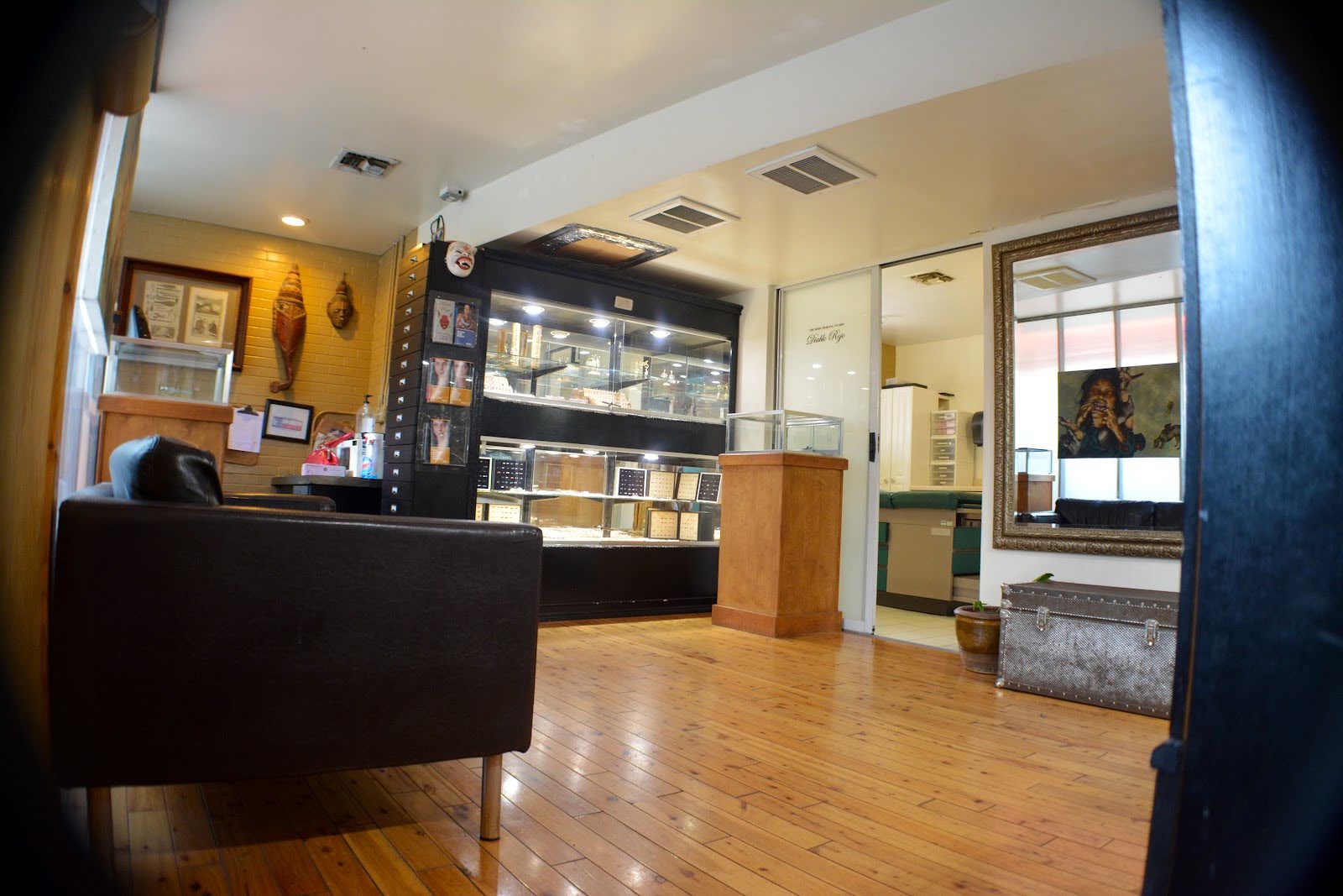 Diablo Body Piercing, piercing studio in Austin, TX