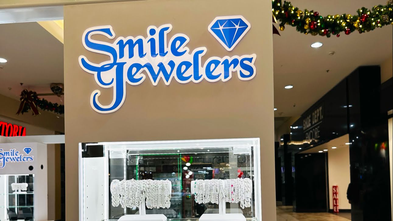 SMILE Jewelry & Watch Repair, piercing studio in Phoenix, AZ
