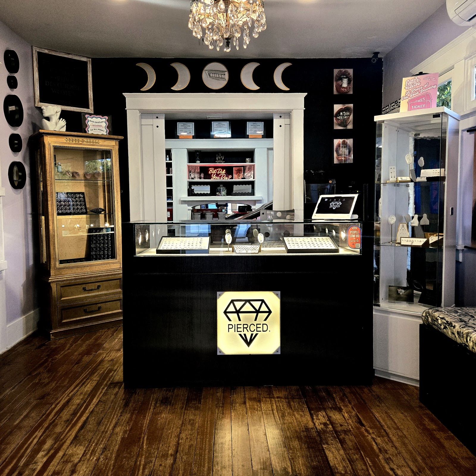 Pierced., piercing studio in Orange, CA