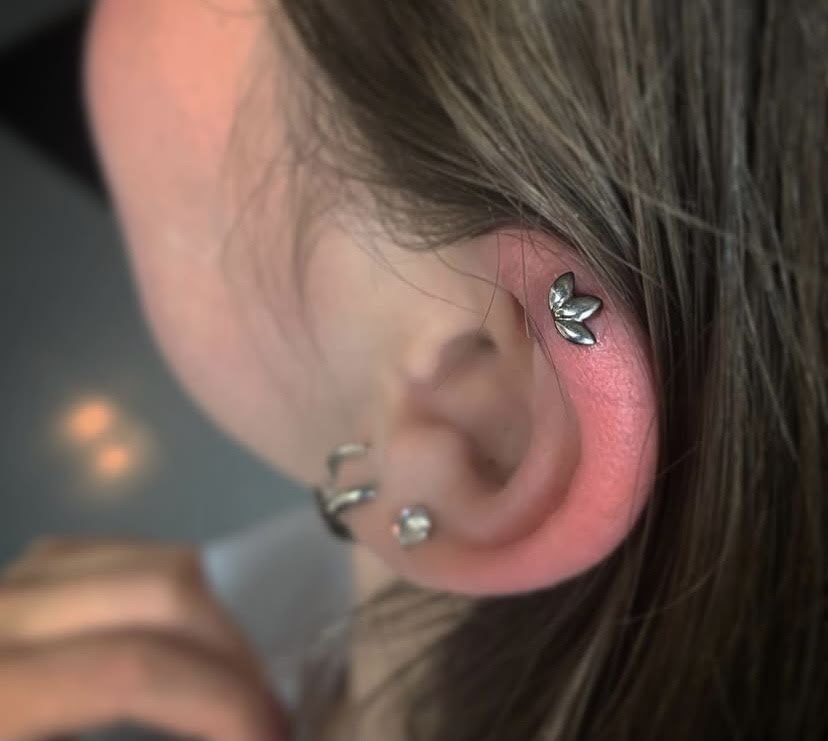 Pierced by Amanda inside of Oculo Visitant Gallery, piercing studio in Oneonta, NY
