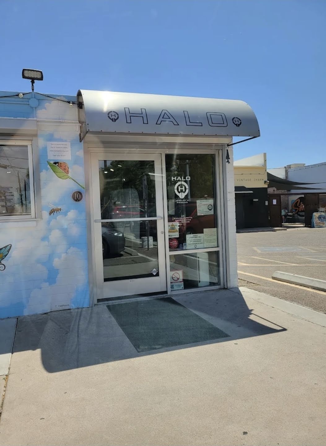 Halo Piercing and Fine Jewelry, piercing studio in Phoenix, AZ