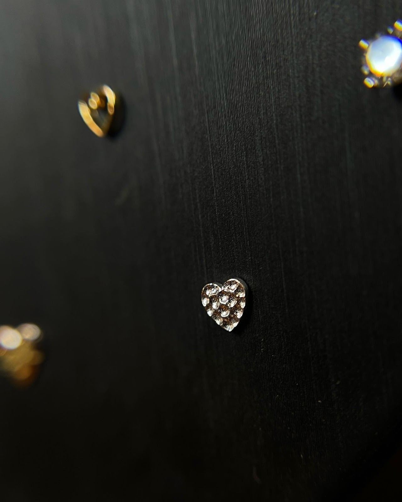 NYC Septum & Gold Piercing Studio, piercing studio in New York, NY