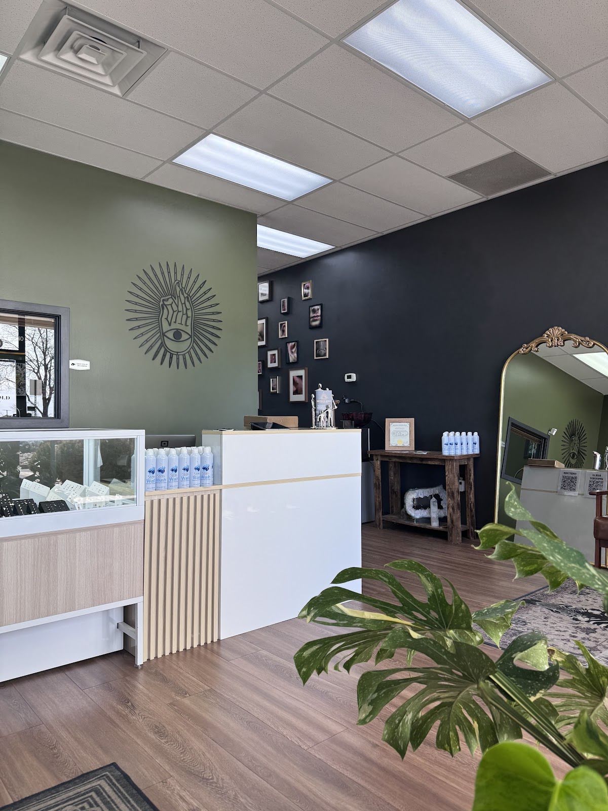 Bevel & Gold, piercing studio in Colorado Springs, CO