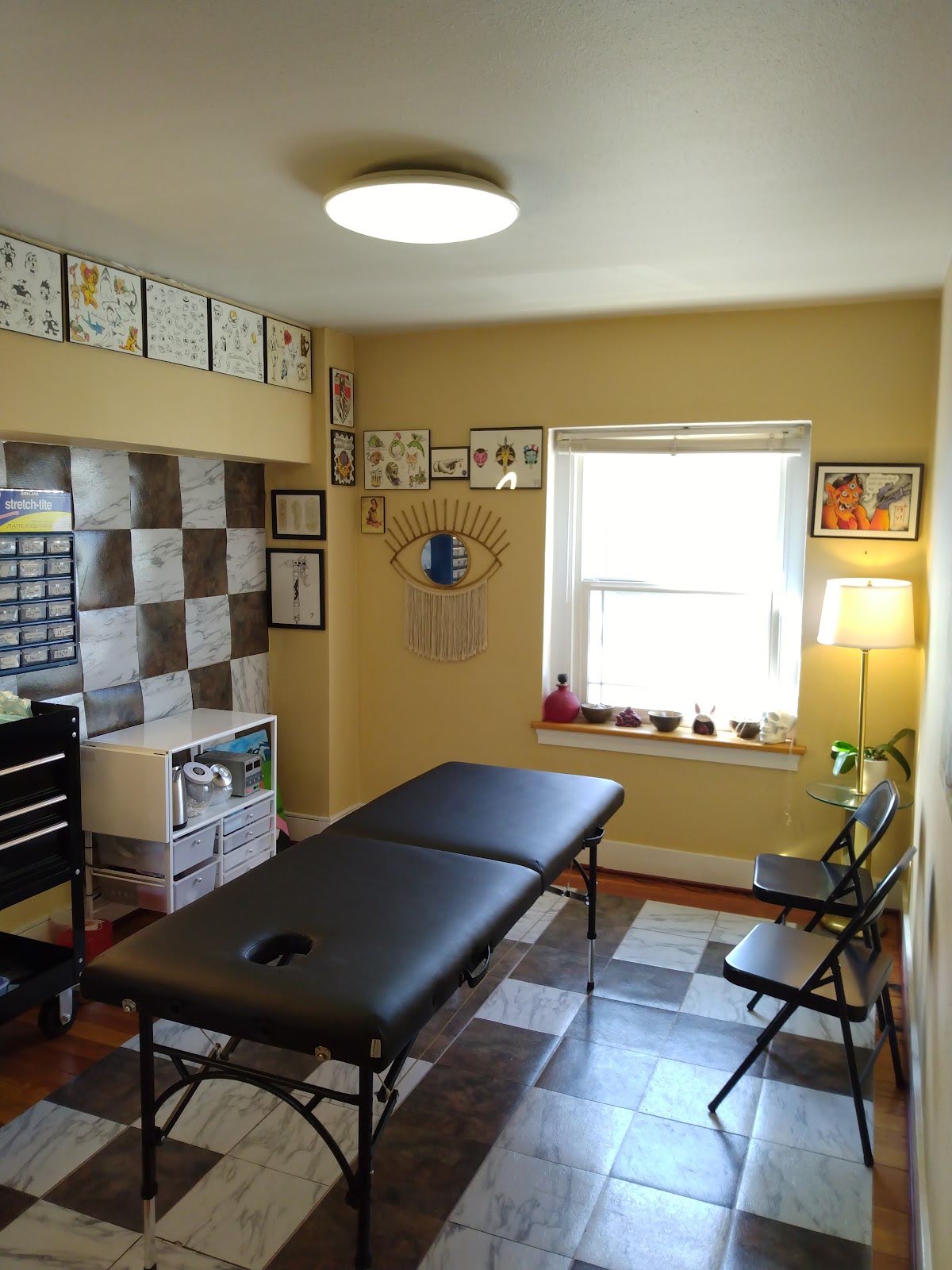Black Thorn Piercing, piercing studio in Port Angeles, WA