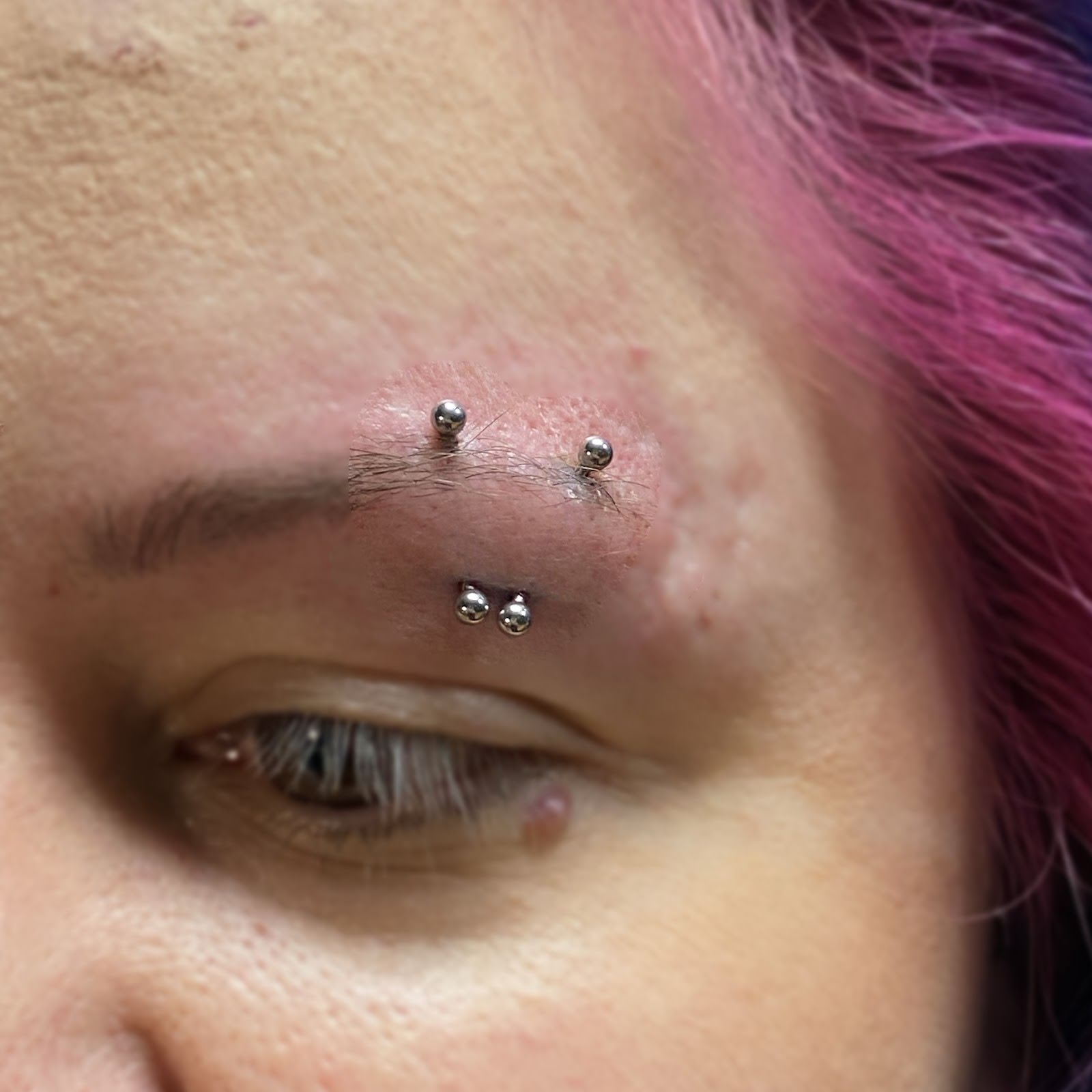 Piercing By Robyn at Jurassic Ink, piercing studio in Kent, WA