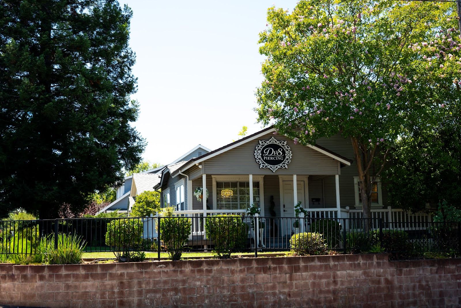Dv8 Piercing, piercing studio in Folsom, CA
