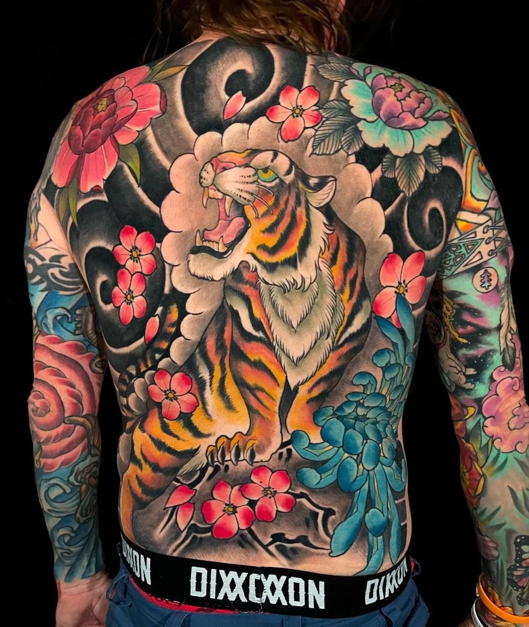 Neon Falcon Tattoo, tattoo shop in Lakewood, CO