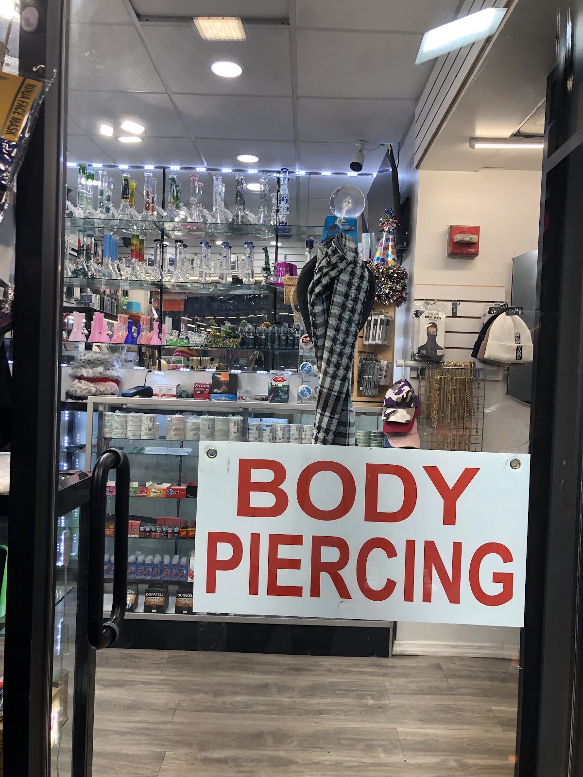 Dadosh Stream Jewelry & Piercing, piercing studio in New York, NY