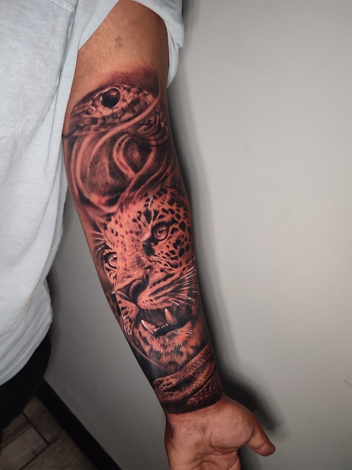 Almighty Ink & Fades, tattoo shop in Pflugerville, TX