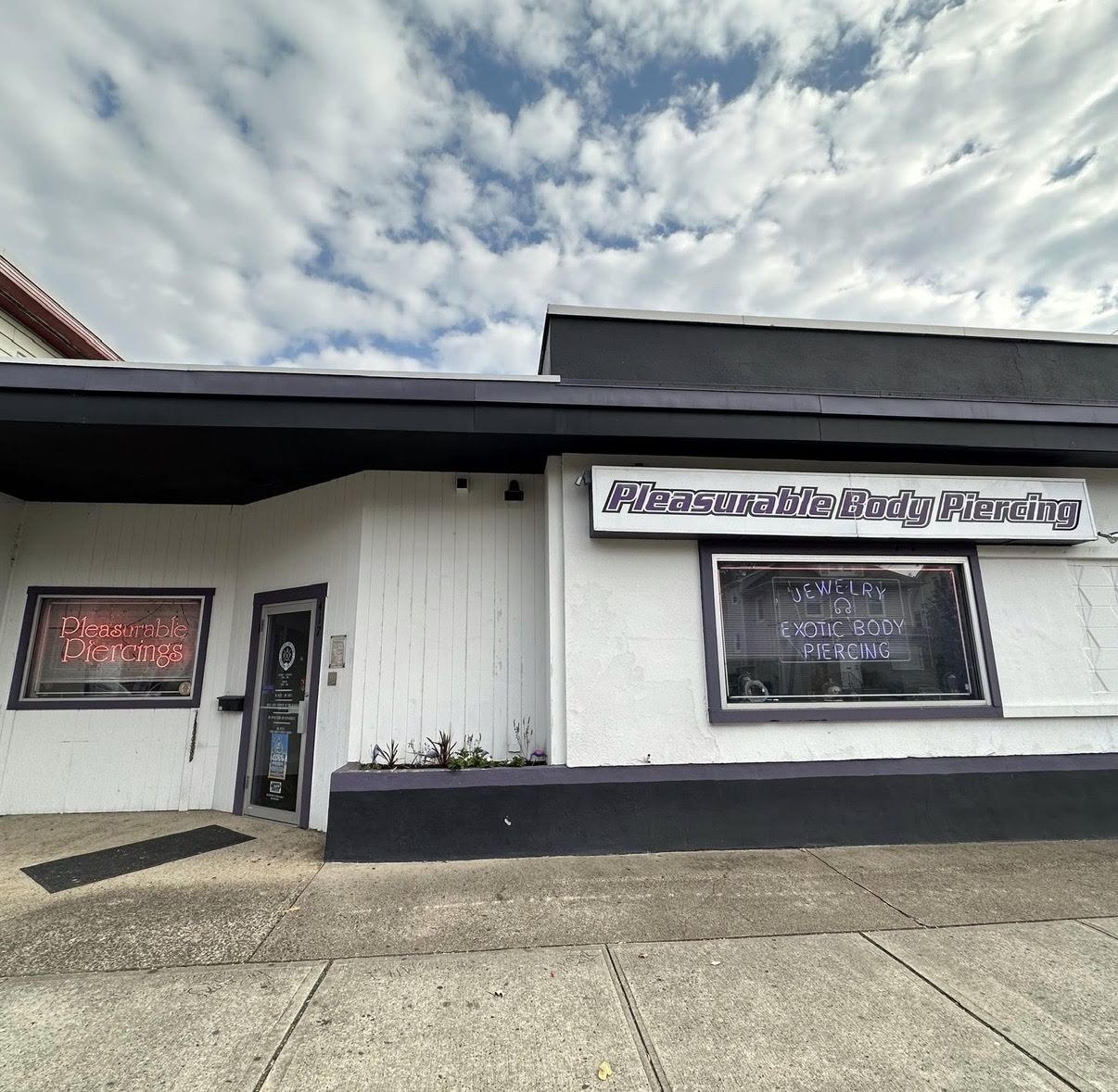 Pleasurable Piercings, Inc., piercing studio in Hawthorne, NJ