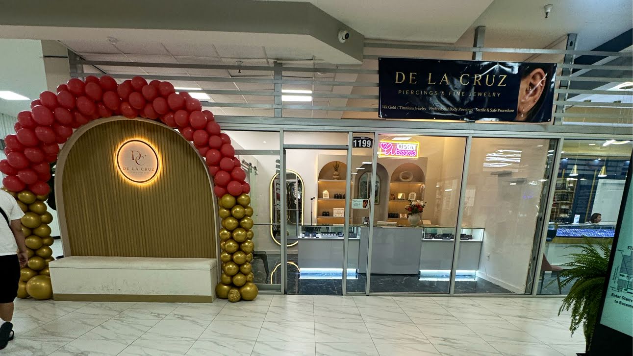 De la Cruz PIERCING STUDIO, piercing studio in Houston, TX