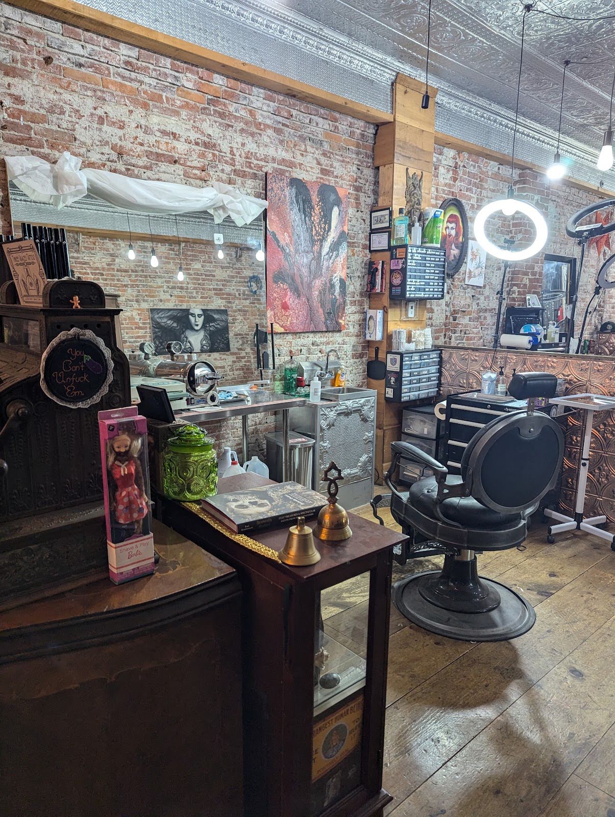 Thorn and Thimble Body Piercing, piercing studio in Bangor, ME