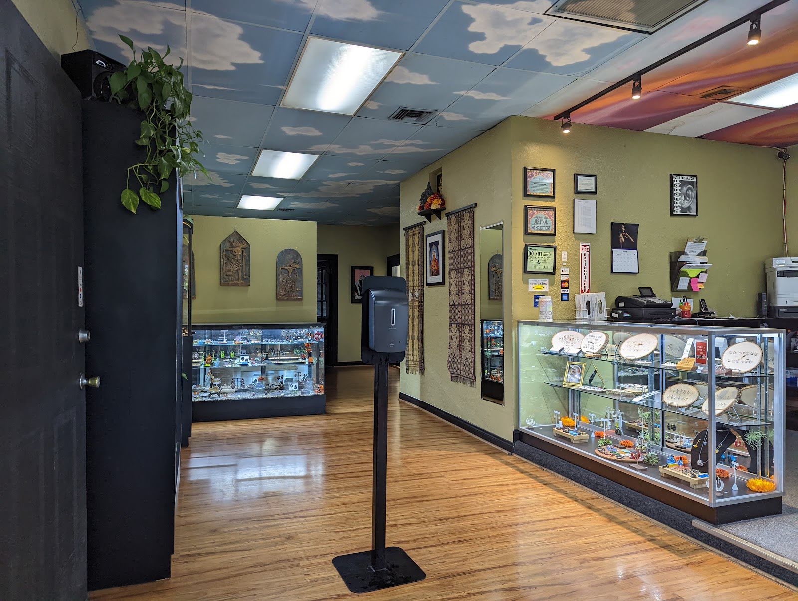 Laughing Buddha Body Piercing, piercing studio in Upland, CA