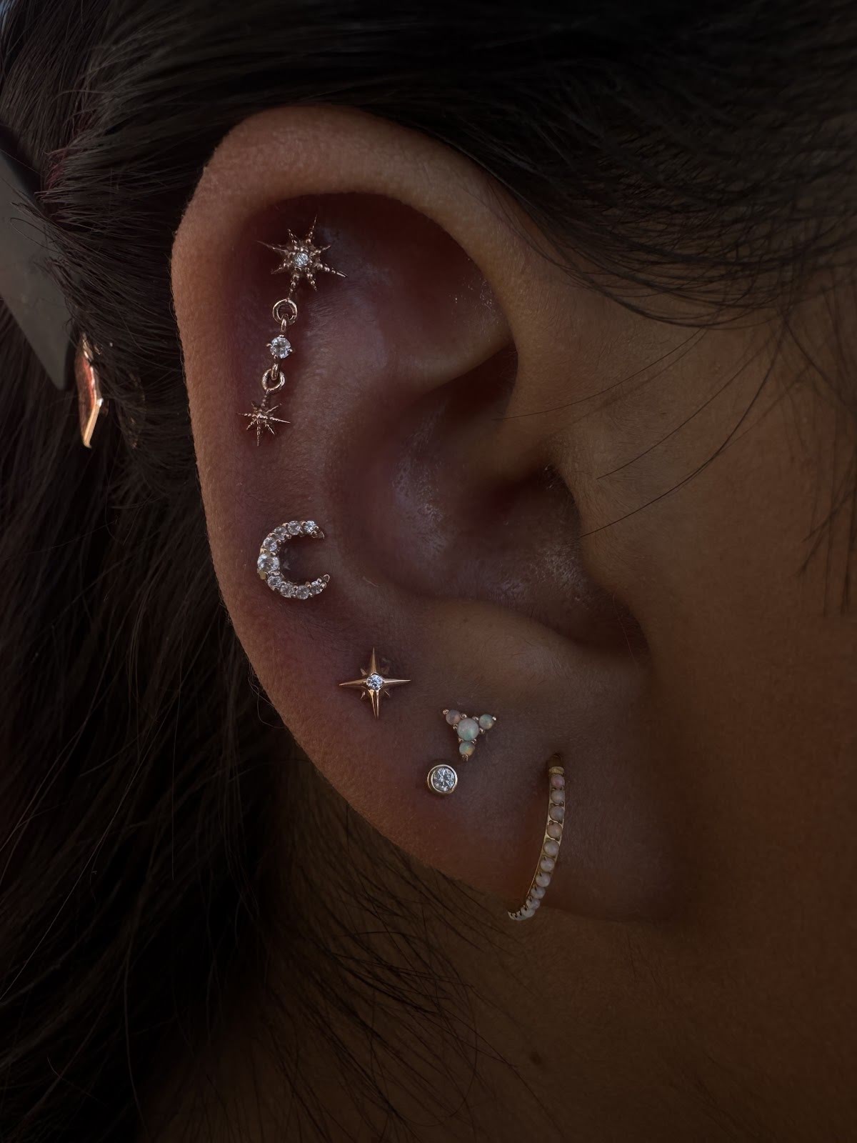 Golden Sapphire Fine Jewelry & Body Piercing, piercing studio in Orlando, FL