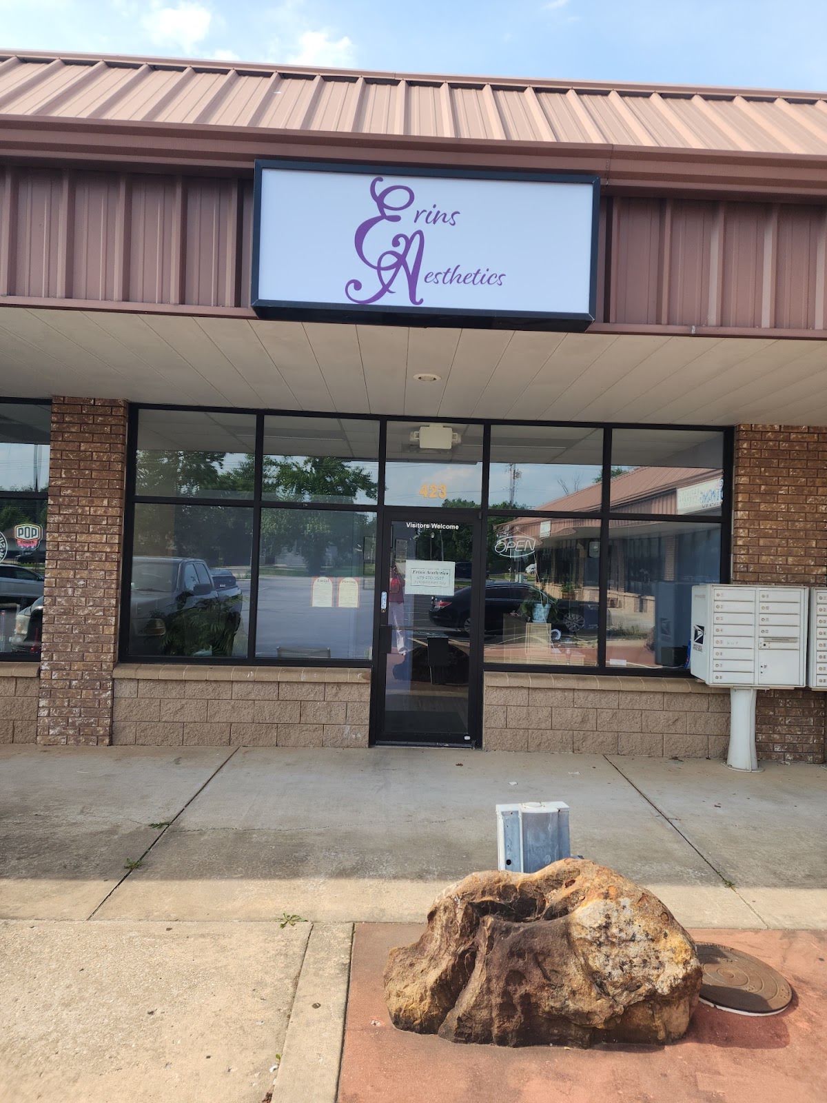 Erin's Aesthetics llc, piercing studio in Centerton, AR