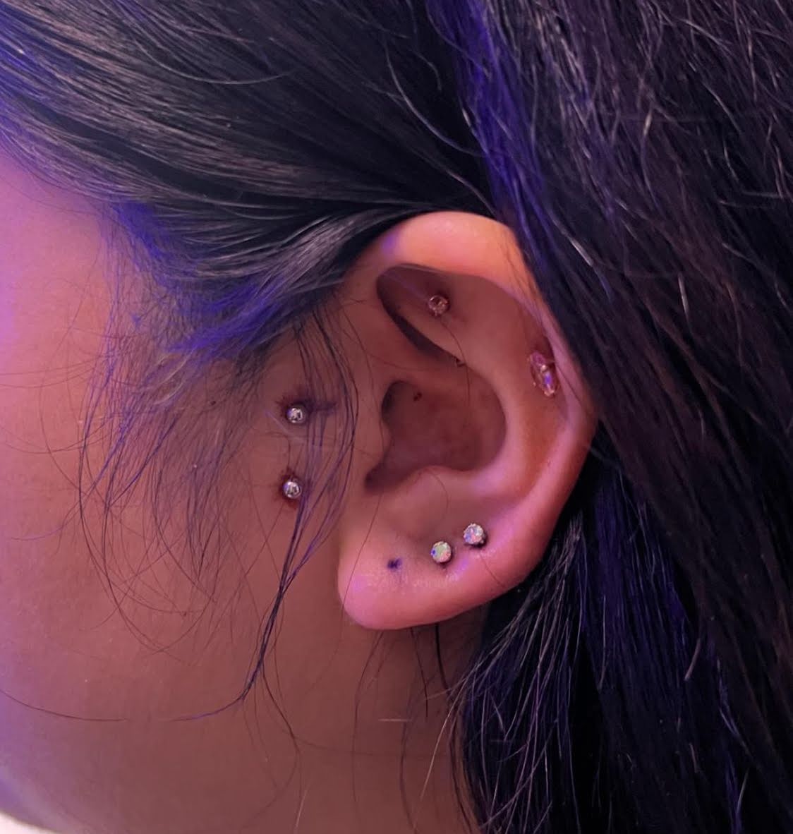 Pierced By V / All Things Pretty, piercing studio in Pasadena, TX