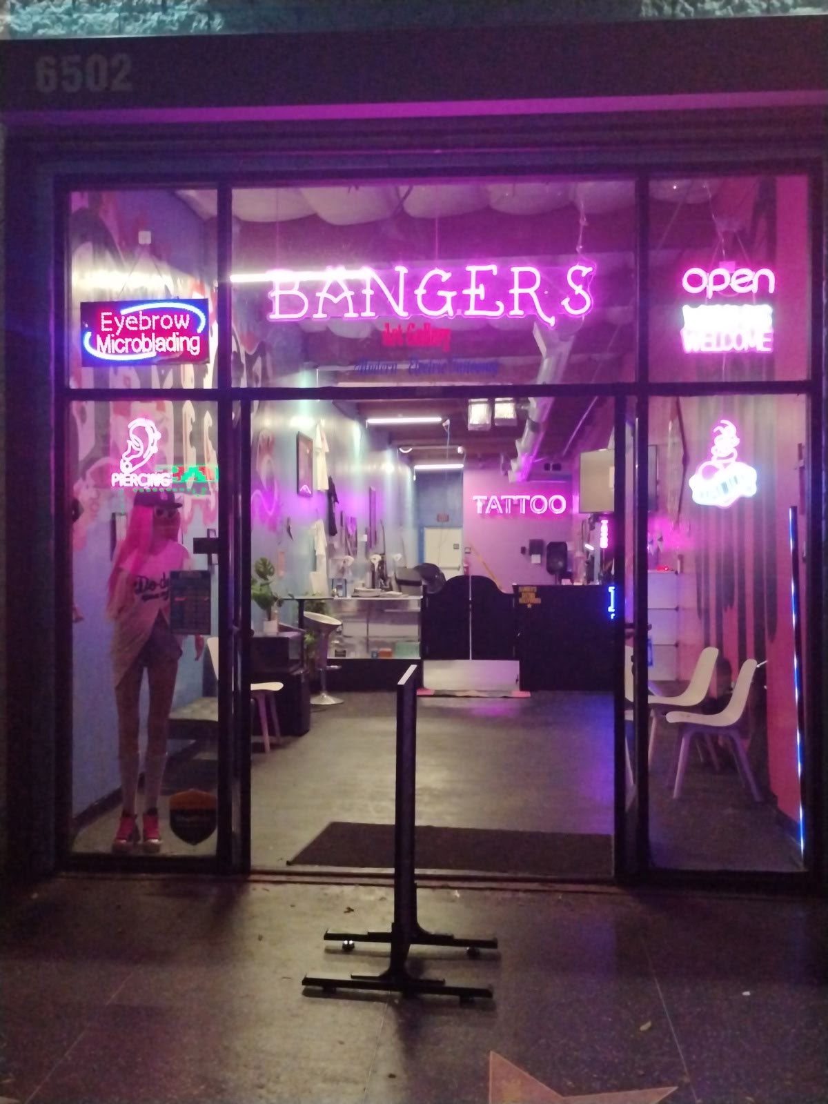 Bangers Tattoo & Body Piercing, tattoo shop in Los Angeles, CA