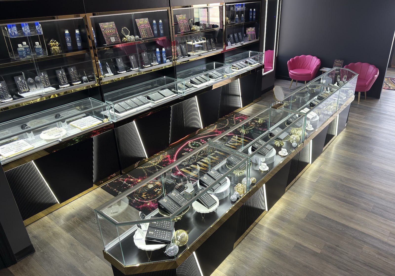 Embellish Piercing Salon, piercing studio in Hayes, VA