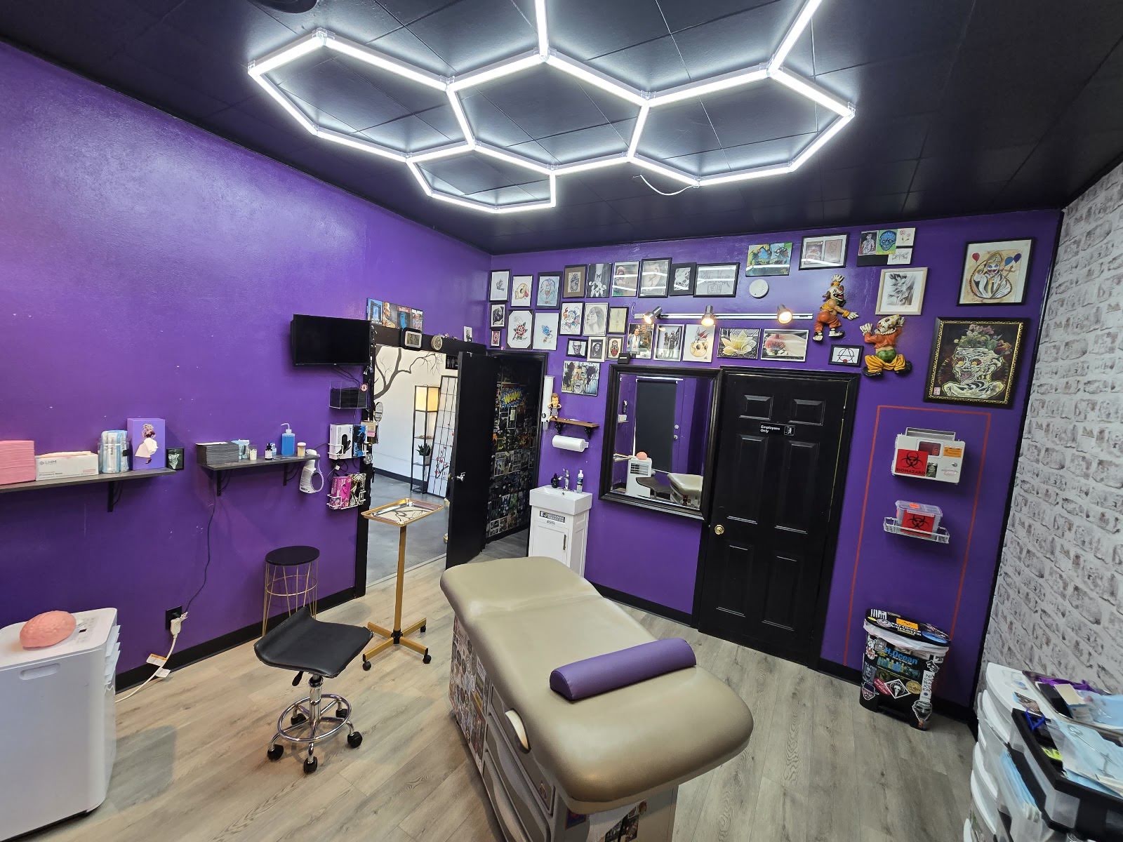 Beatnik piercing & jewelry, piercing studio in Kokomo, IN