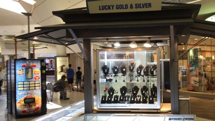 Lucky Gold N Silver, piercing studio in Buena Park, CA