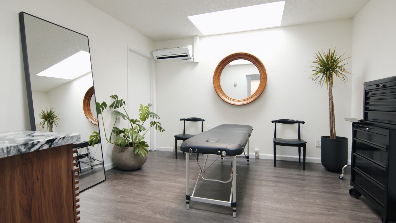 Hone Piercing, piercing studio in San Jose, CA