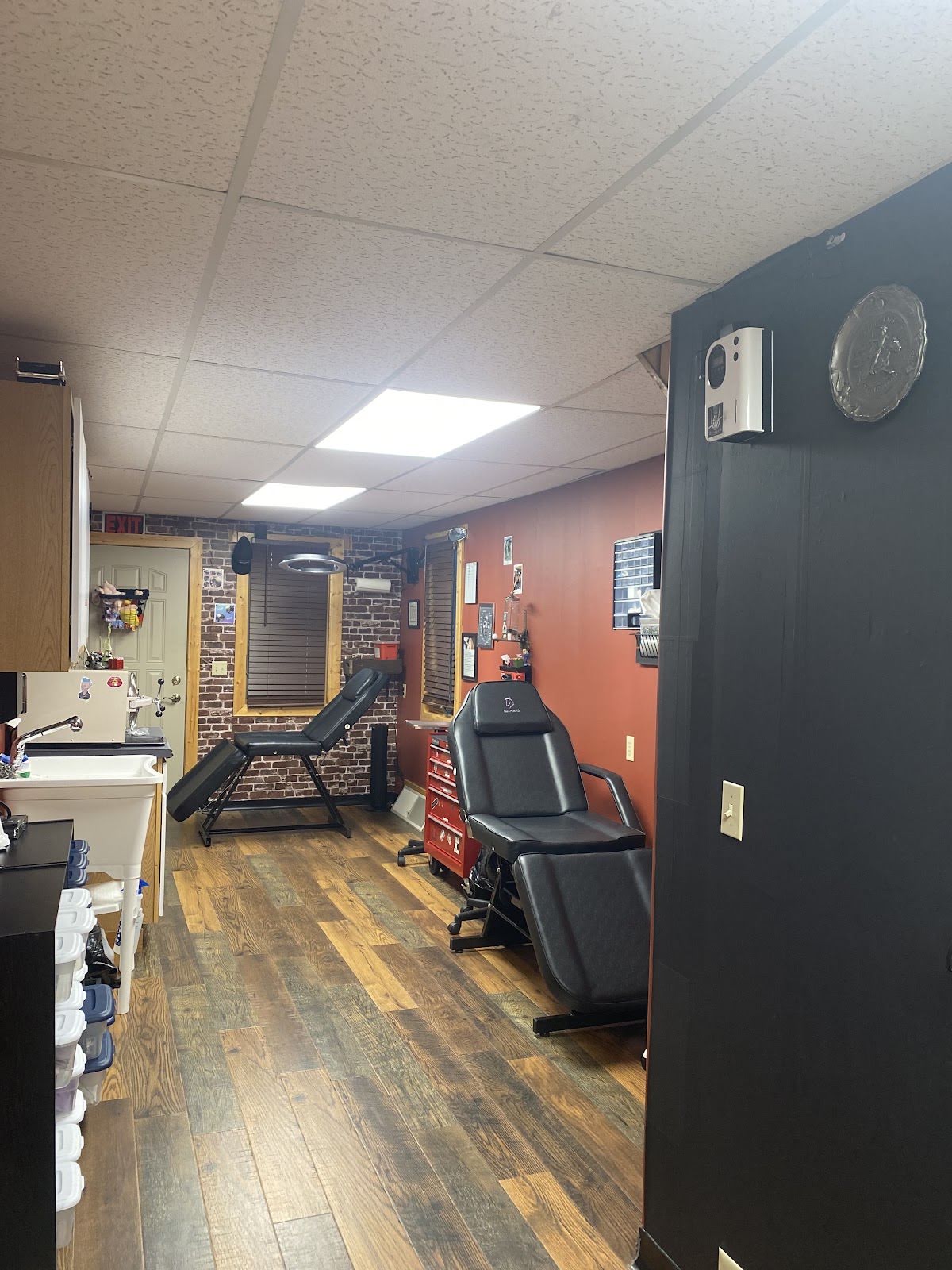 Pierced and Posh LLC, piercing studio in St Croix Falls, WI