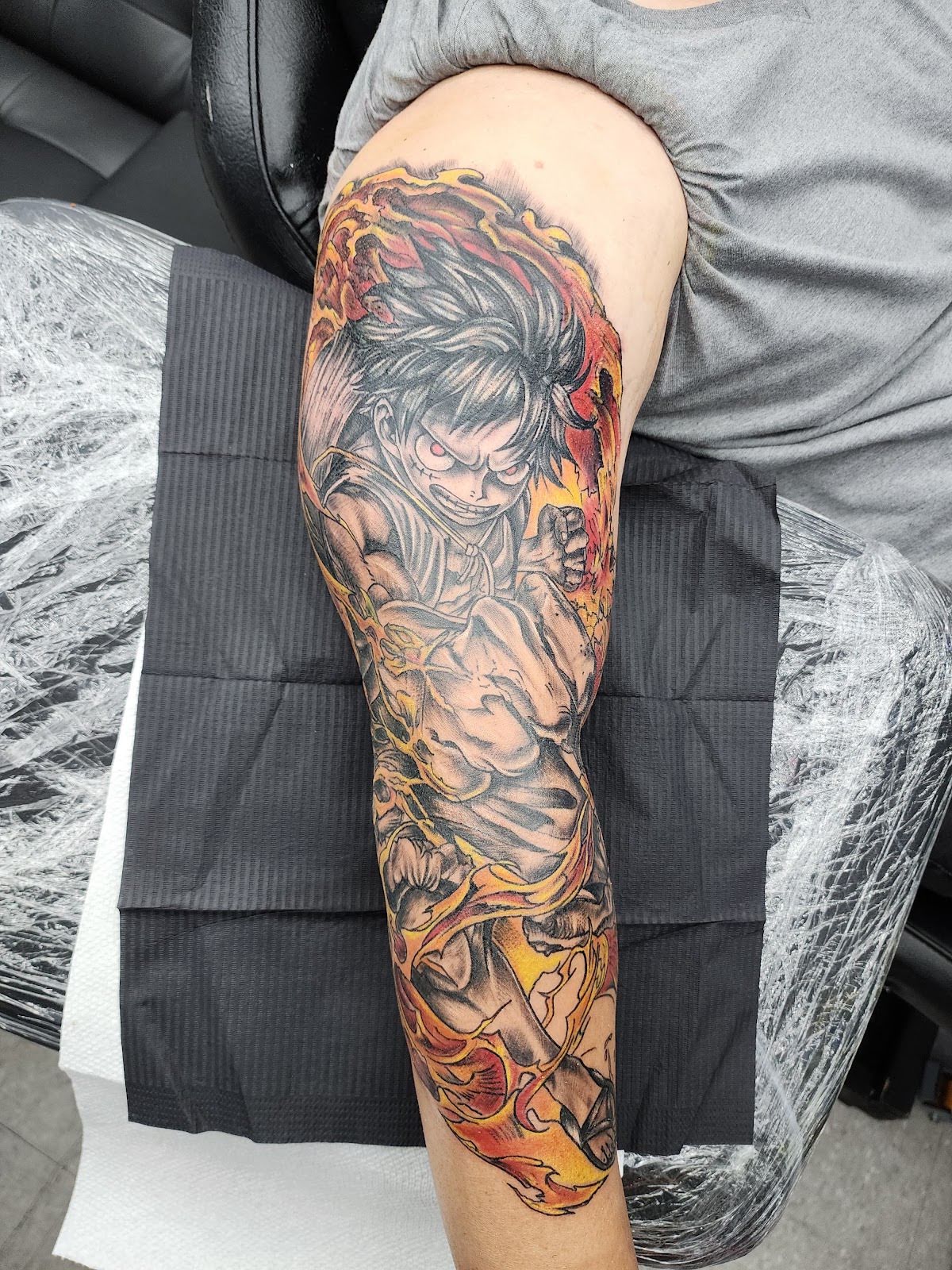 Lobo tattoo studio barbershop, tattoo shop in Reading, PA