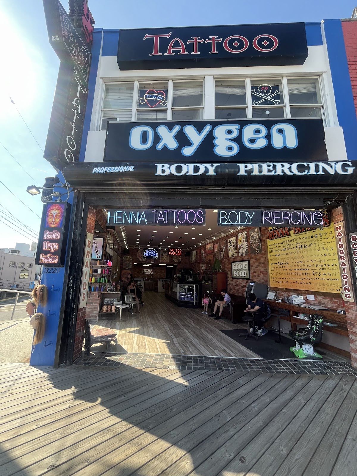 Oxygen Body Piercing And Tattoo Shop, piercing studio in Wildwood, NJ