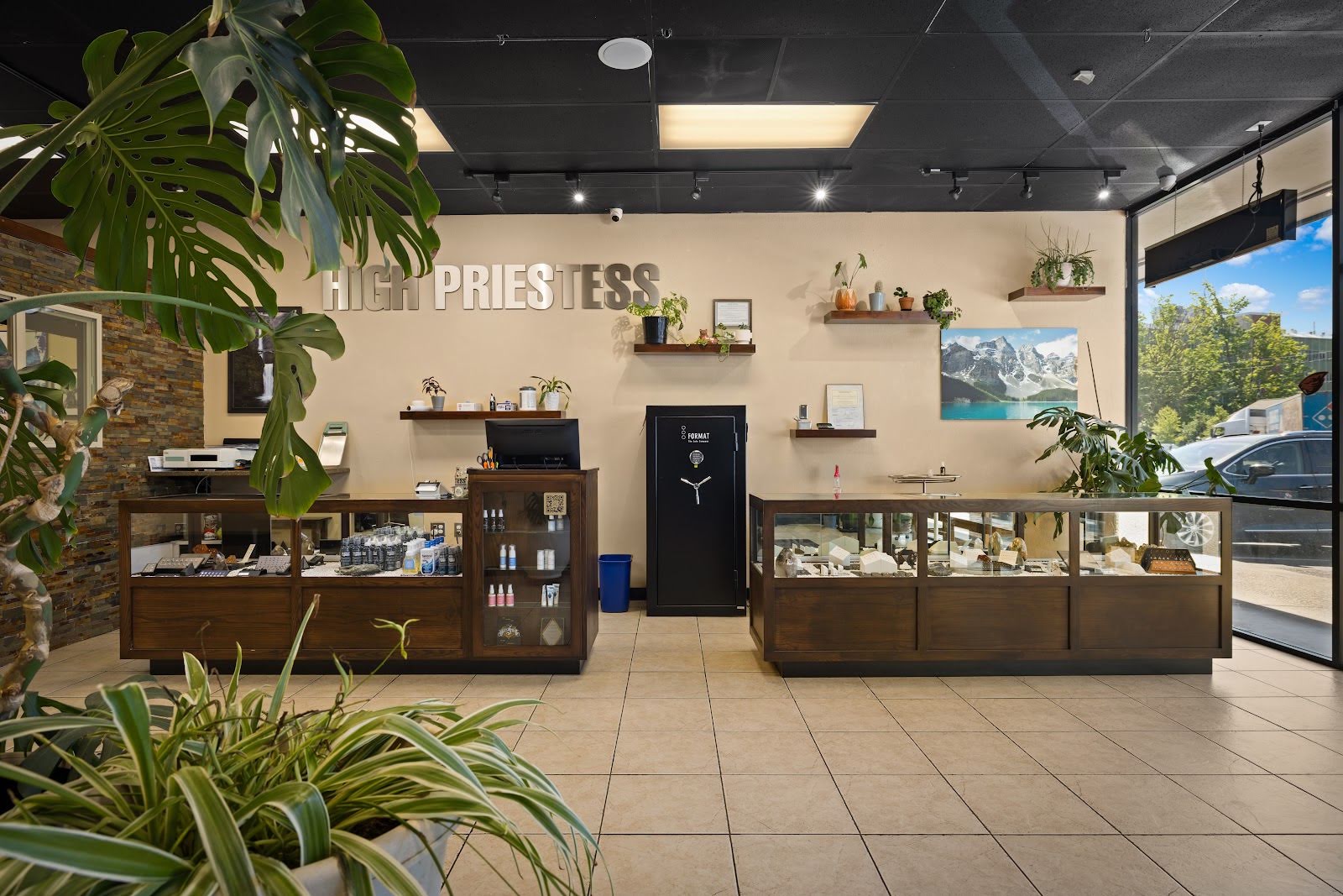 High Priestess Piercing & Tattoo, tattoo shop in Corvallis, OR