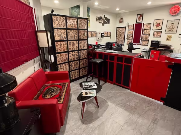 WolfMoon Tattoo and Piercing, tattoo shop in Pasadena, CA