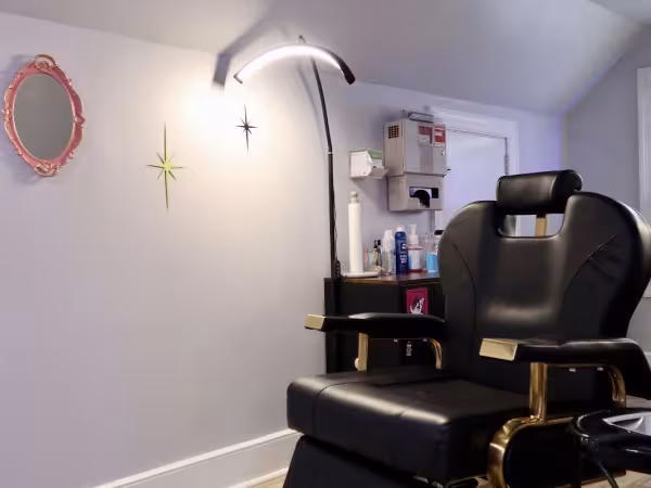 Sharp & Chic, piercing studio in Fuquay-Varina, NC