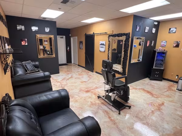 Studio 66 Piercing, piercing studio in Glendale, AZ