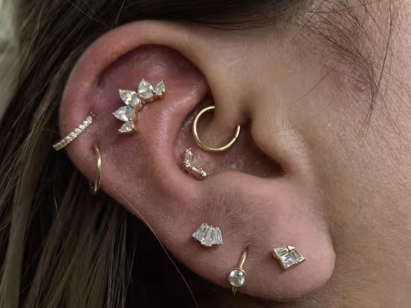 La Luna Piercings and Fine Jewelry, piercing studio in Visalia, CA