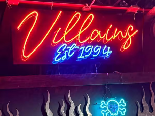 Villains Tattoo & Piercing, tattoo shop in Omaha, NE
