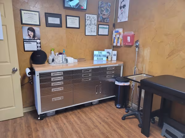 The Piercing Room, piercing studio in Texarkana, TX