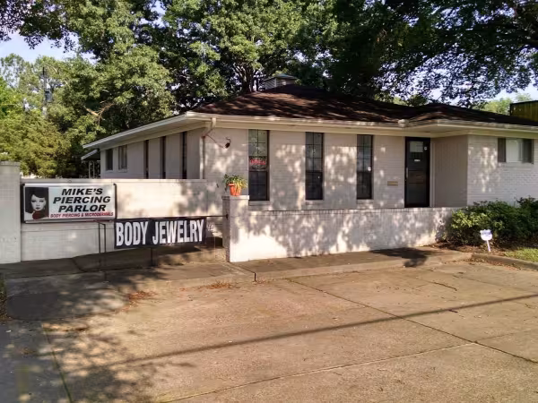 Mike's Piercing Parlor, piercing studio in Russellville, AR