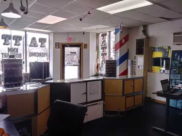 KnM Body Piercing, piercing studio in Chicago, IL