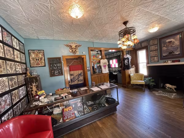 Purple Heart Tattoo, tattoo shop in Knoxville, TN