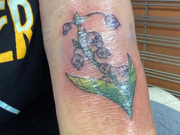 Express Yourself Tattoos & Piercings, tattoo shop in Saginaw, MI