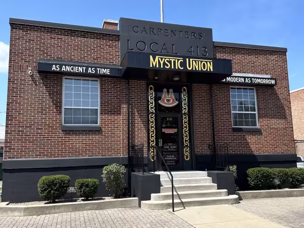 Mystic Union Tattoo & Piercing, tattoo shop in South Bend, IN