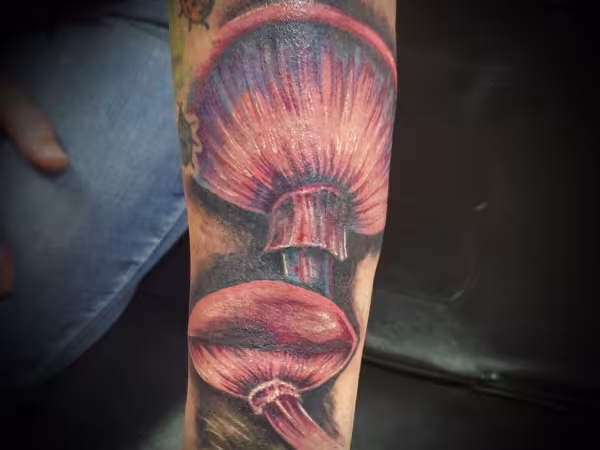 Hood River Tattoo, tattoo shop in Hood River, OR