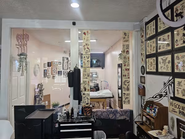 Bed of Roses Tattoo Studio, tattoo shop in Tampa, FL
