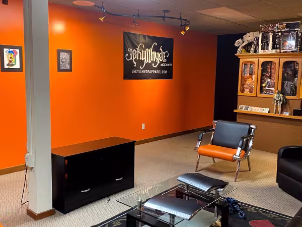 Jekyll & Hyde Tattoo, tattoo shop in Evansville, IN