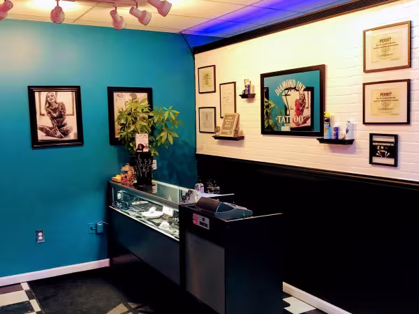 Diamond Ink Tattoo, tattoo shop in Waterford Twp, MI
