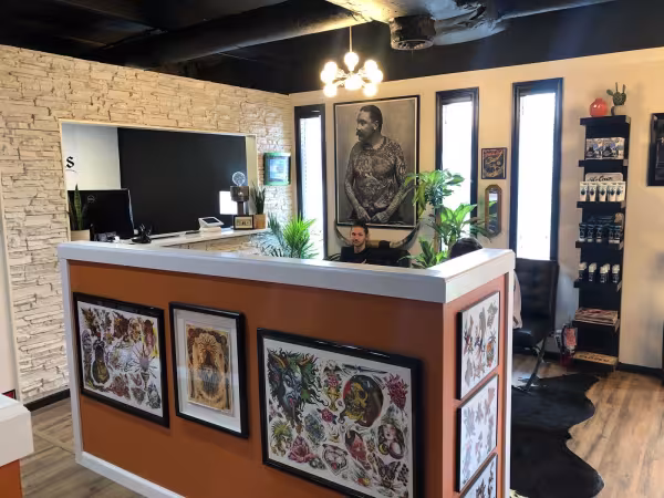 Kustom Thrills Riverside, tattoo shop in Nashville, TN