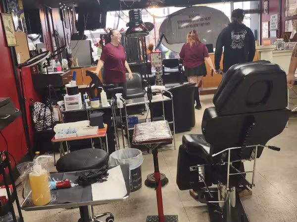 DenWinn Art & Design, tattoo shop in Granite City, IL