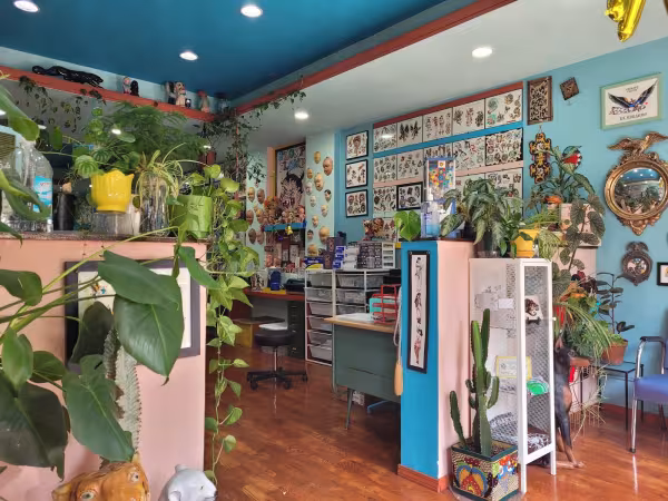 Crybaby Tattoo, tattoo shop in Chicago, IL