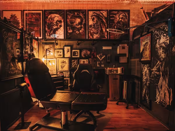 Tomb Gallery & Tattoo, tattoo shop in Salem, MA