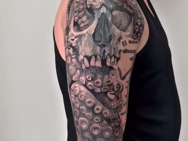 5 Pound Gummy Tattoo Collective, tattoo shop in Hershey, PA