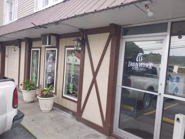 IRONWORX BODY ARTS, tattoo shop in Bluewell, WV